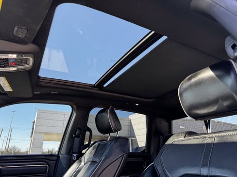 Used 2020 RAM 1500 Limited w/ Black Appearance Package image 39