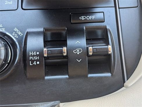 Used 2018 Lexus LX 570 4WD image 22