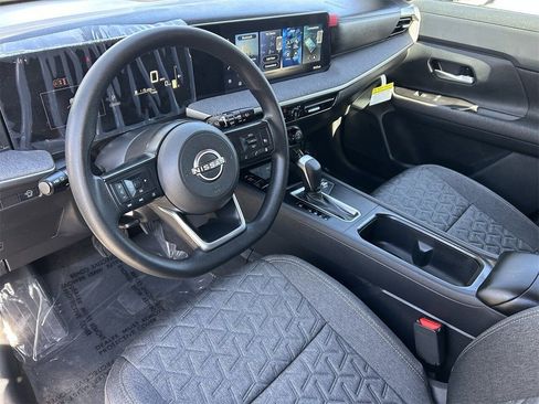 New 2026 Nissan Kicks SV image 19