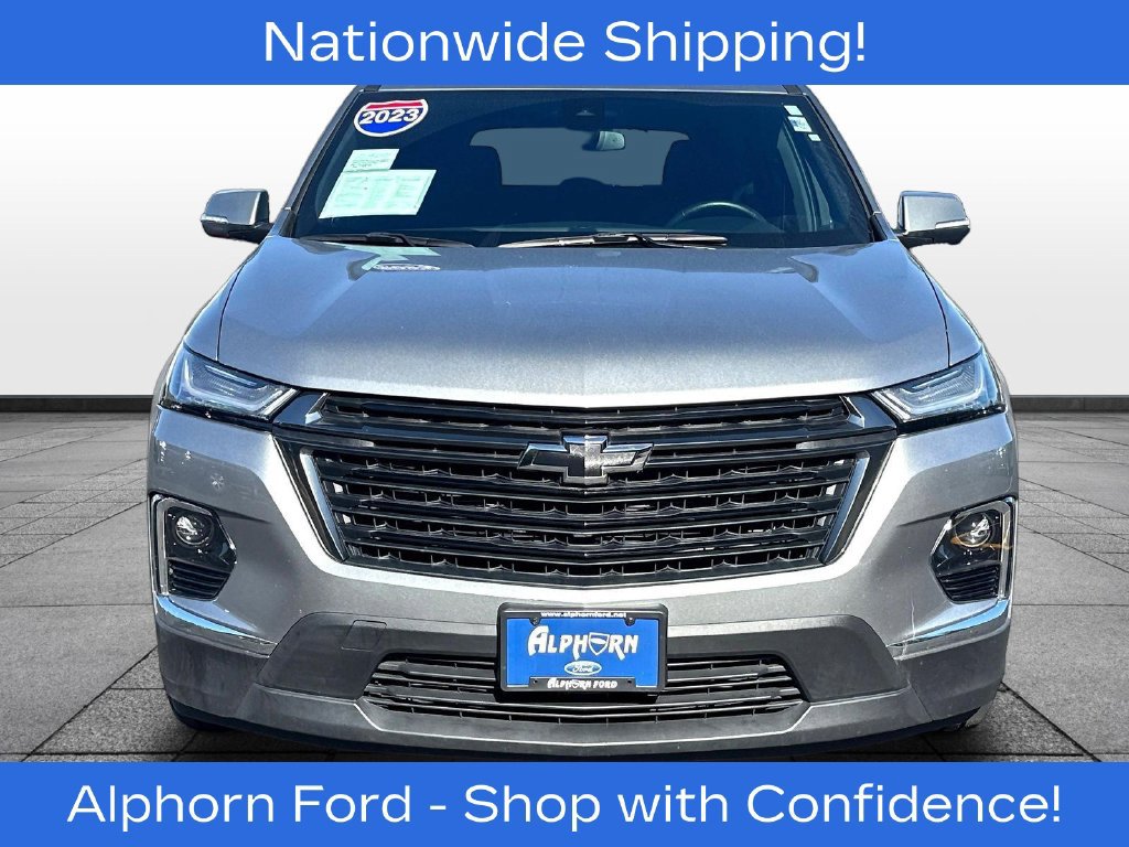 Used 2023 Chevrolet Traverse LT w/ Midnight/Sport Edition AWD/4WD image 2