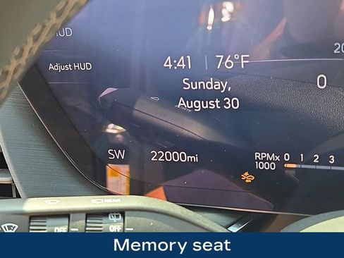 Used 2025 Buick Envision Preferred AWD/4WD image 6