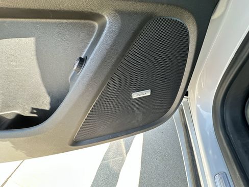 Used 2022 Chevrolet Traverse Premier w/ LPO, Floor Liner Package AWD/4WD image 24