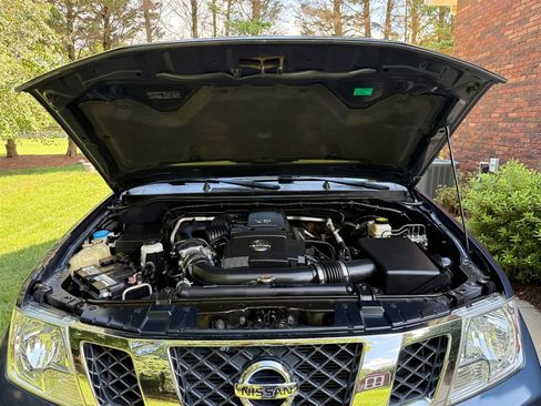 Used 2019 Nissan Frontier SL AWD/4WD image 64