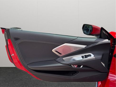 Used 2020 Chevrolet Corvette Stingray Preferred Cpe w/ 2LT Preferred Equipment Group RWD image 24