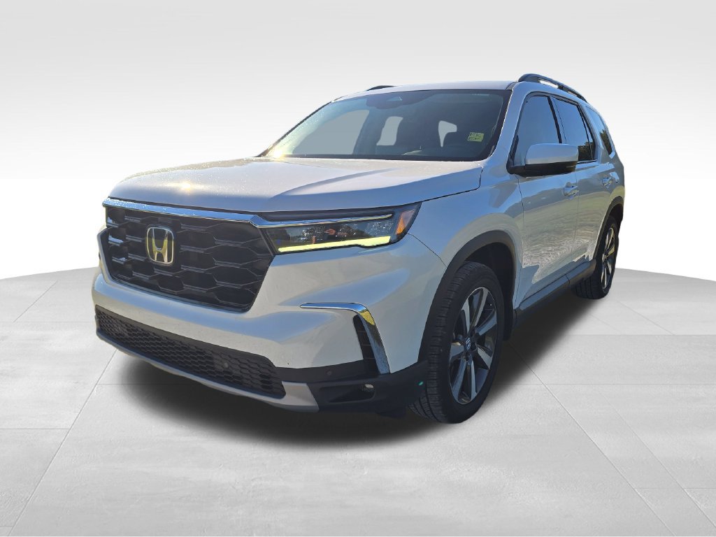 Used 2025 Honda Pilot Touring image 20