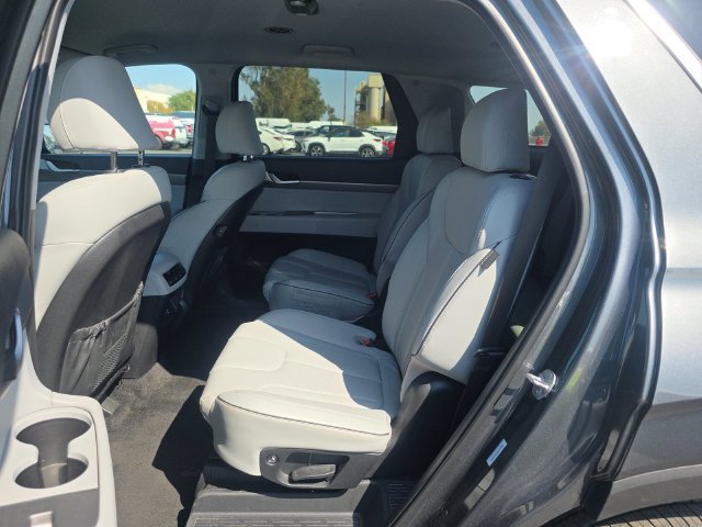 Used 2025 Hyundai Palisade SEL AWD/4WD image 12