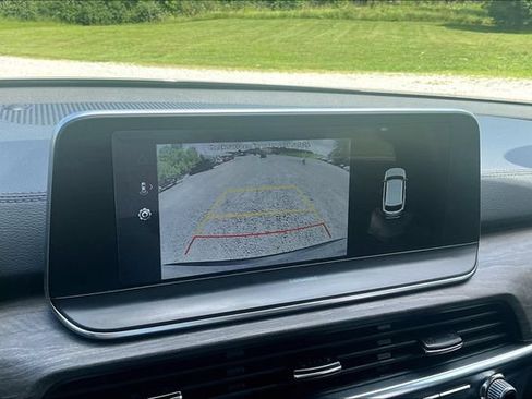 Used 2022 Kia Telluride EX w/ Towing Package AWD/4WD image 18