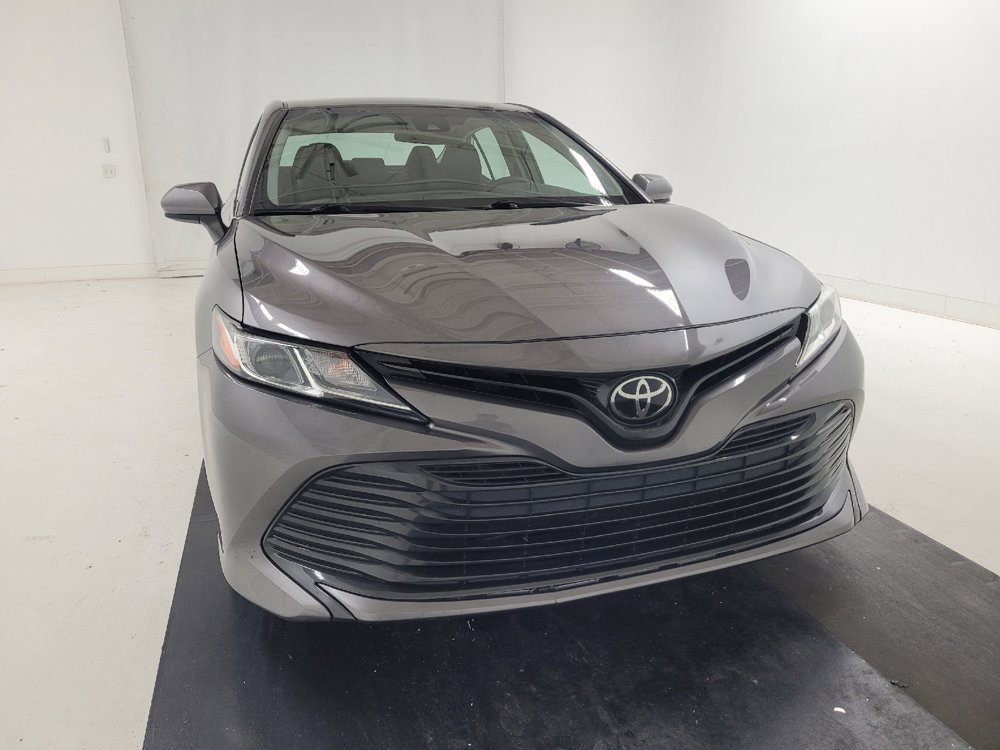 Used 2020 Toyota Camry LE FWD image 14