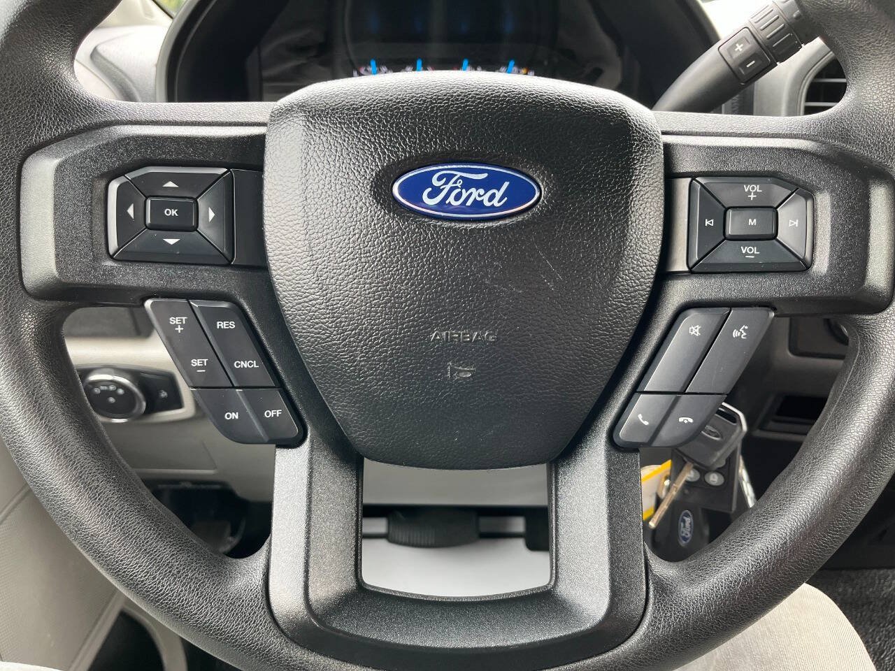 Used 2017 Ford F350 XL w/ Power Equipment Group AWD/4WD image 11