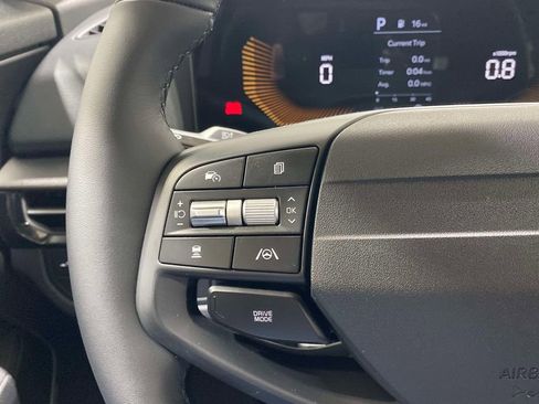 New 2026 Kia Sportage LX FWD image 21
