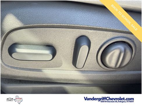 Used 2024 Chevrolet TrailBlazer LT w/ Convenience Package FWD image 24