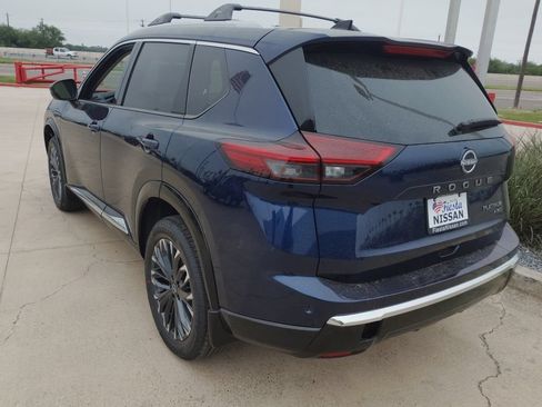 New 2026 Nissan Rogue Platinum AWD/4WD image 5