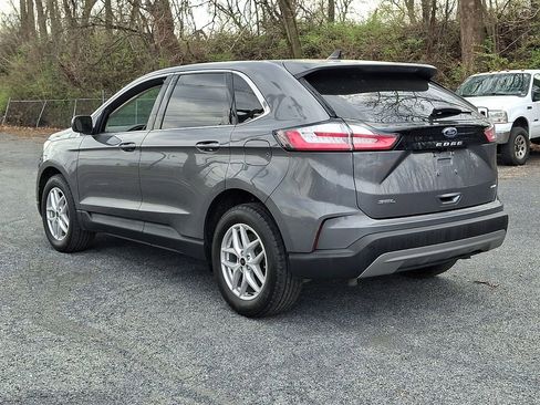 Used 2024 Ford Edge SEL image 5