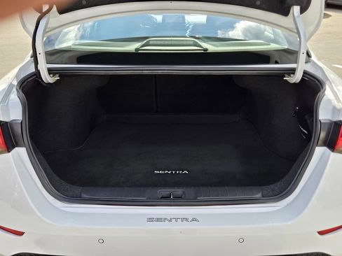 Used 2022 Nissan Sentra SV image 13