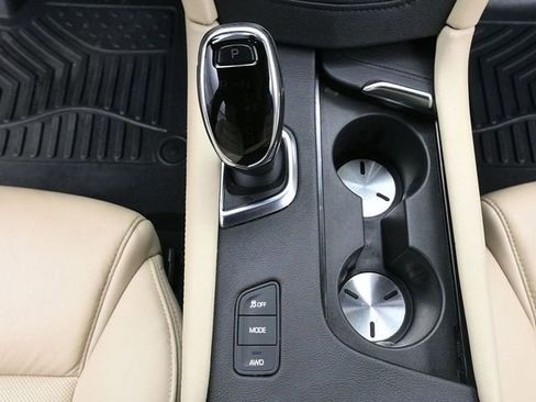 Used 2019 Cadillac XT5 Luxury image 19