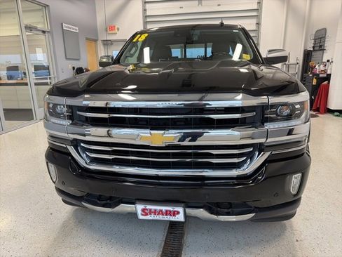 Used 2018 Chevrolet Silverado 1500 High Country image 4