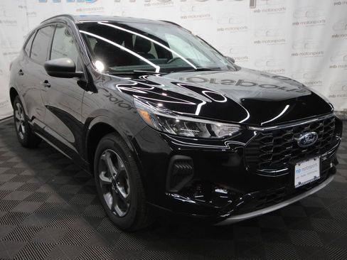Used 2023 Ford Escape ST-Line w/ Tech Pack #1 AWD/4WD image 11
