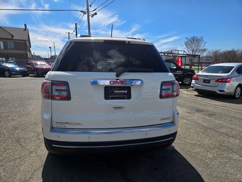 Used 2015 GMC Acadia SLE AWD/4WD image 10
