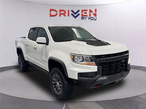 Used 2022 Chevrolet Colorado ZR2 AWD/4WD image 2
