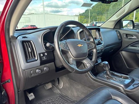 Used 2021 Chevrolet Colorado Z71 w/ Safety Package AWD/4WD image 11