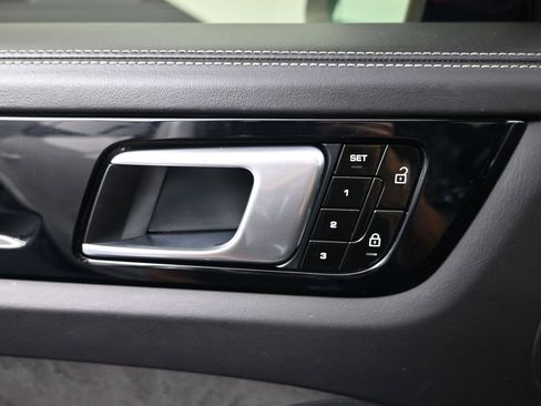 Used 2021 Porsche Cayenne GTS image 18