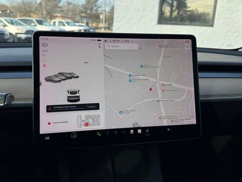 Used 2021 Tesla Model 3 Standard Range Plus image 10