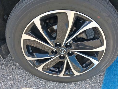 Used 2023 MAZDA CX-5 AWD 2.5 S w/ Premium Package image 12