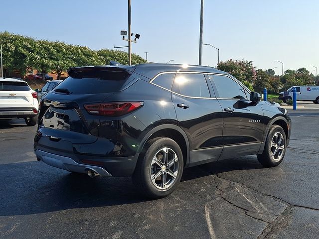 Used 2024 Chevrolet Blazer LT w/ Convenience Package FWD image 6