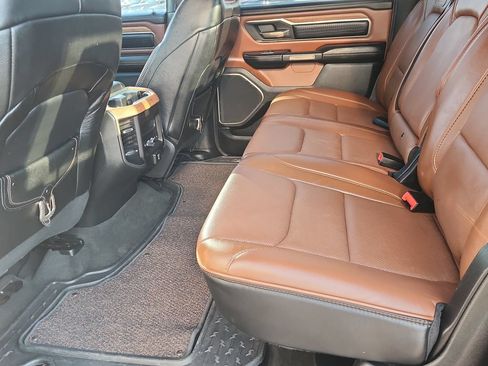 Used 2020 RAM 1500 Limited AWD/4WD image 11
