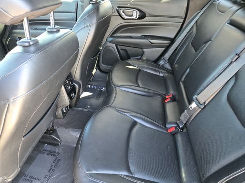 Used 2022 Jeep Compass High Altitude AWD/4WD image 13