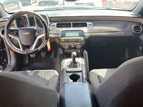 Used 2012 Chevrolet Camaro LS RWD image 16