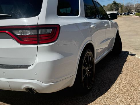 Used 2018 Dodge Durango R/T w/ Technology Group image 4