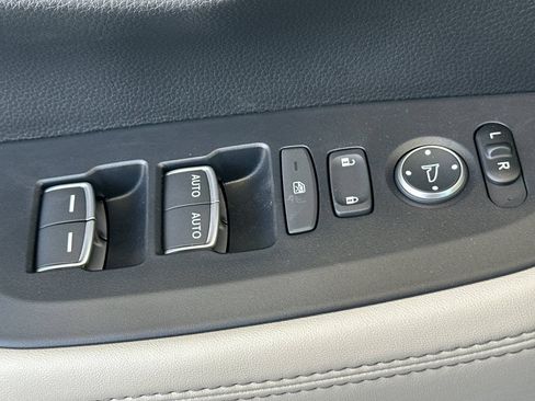 New 2027 Honda HR-V EX-L image 15