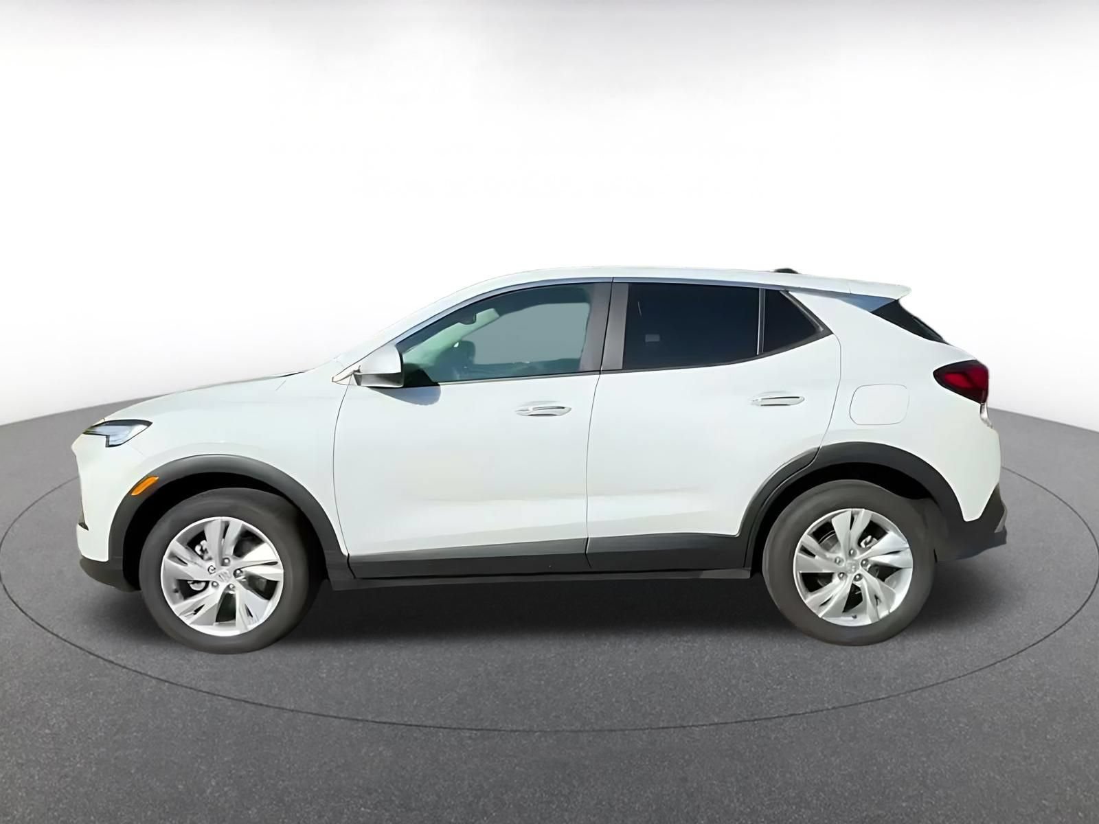 Used 2026 Buick Encore GX Preferred AWD/4WD image 8