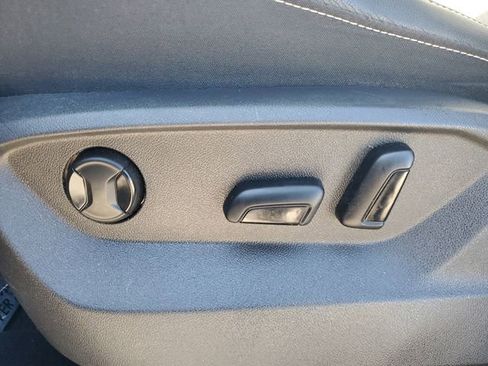 Used 2022 Volkswagen Atlas SE image 15