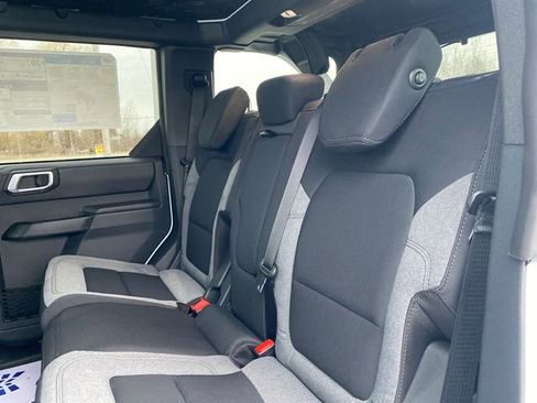 New 2026 Ford Bronco Big Bend AWD/4WD image 17