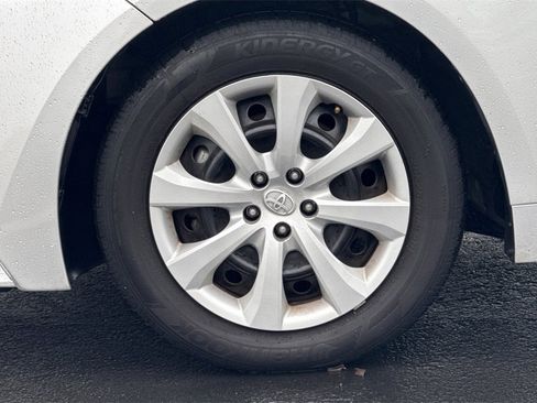 Used 2024 Toyota Corolla LE image 14