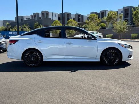 Certified 2022 Nissan Sentra SR w/ Midnight Edition FWD image 7