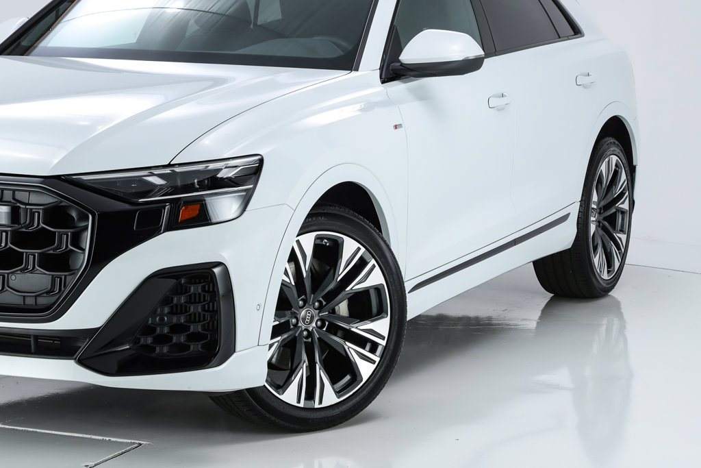 Used 2026 Audi Q8 Premium Plus AWD/4WD image 46