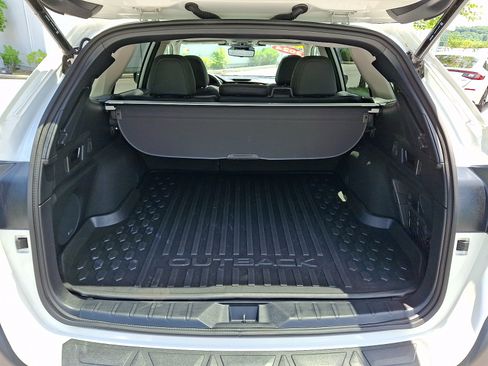 Certified 2024 Subaru Outback Touring XT AWD/4WD image 30