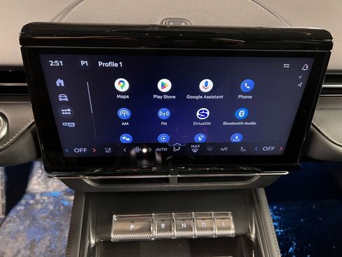 Used 2026 Lincoln Nautilus Premier w/ Equipment Group 102A image 10