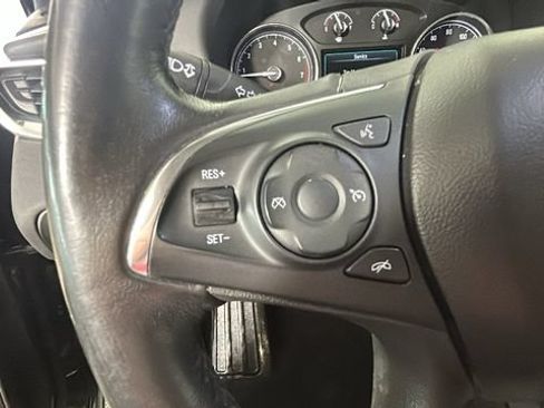 Used 2018 Buick Enclave Essence w/ Trailering Package FWD image 15