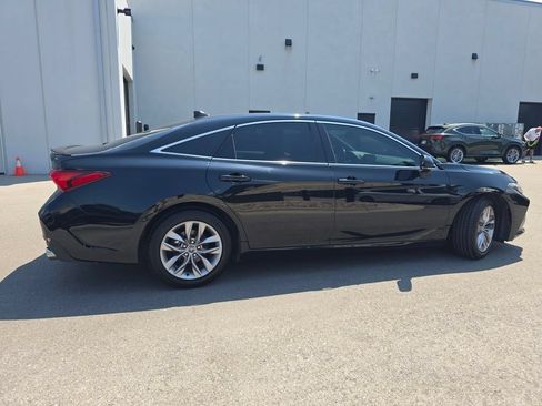 Used 2019 Toyota Avalon XLE w/ Moonroof Package FWD image 26