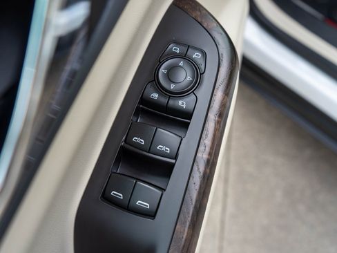 Used 2021 GMC Acadia Denali w/ GMC Pro Grade Package image 20