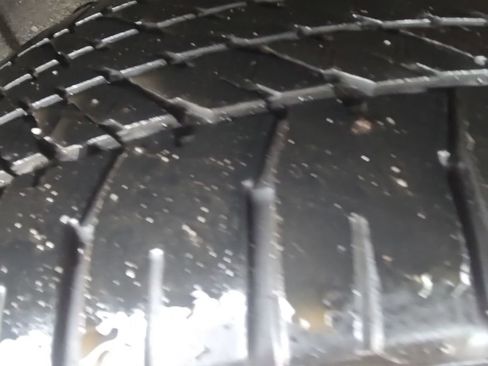 Used 2024 Nissan Armada SL w/ Captain's Chairs Package image 48