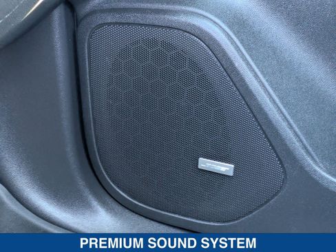 Used 2022 Chevrolet Blazer LT w/ Sound & Technology Package FWD image 27