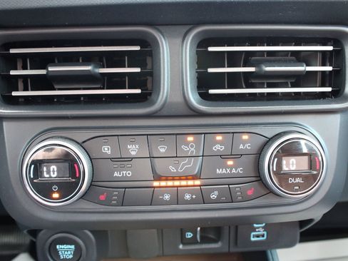 Used 2022 Ford Maverick Lariat w/ Lariat Luxury Package FWD image 37