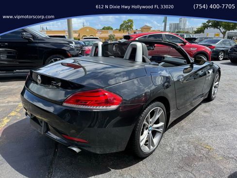 Used 2014 BMW Z4 sDrive35i image 4