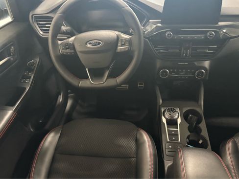Used 2023 Ford Escape ST-Line Select AWD/4WD image 14