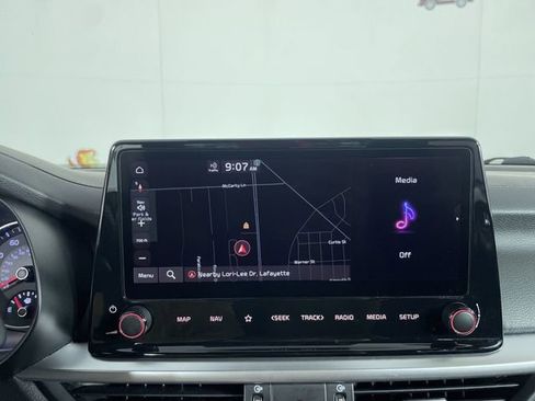 Used 2023 Kia Forte GT-Line w/ GT-Line Technology Package image 22